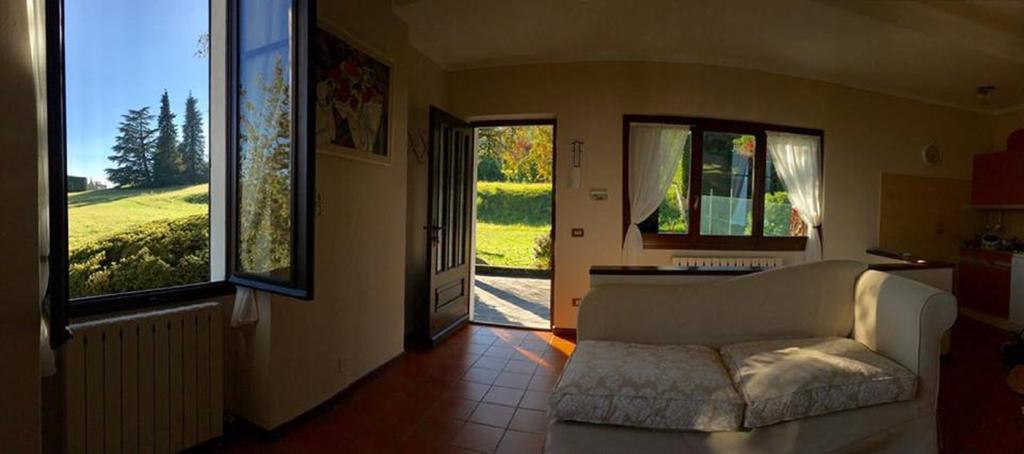 Le Betulle Villa ออกเจบบิโอ ภายนอก รูปภาพ